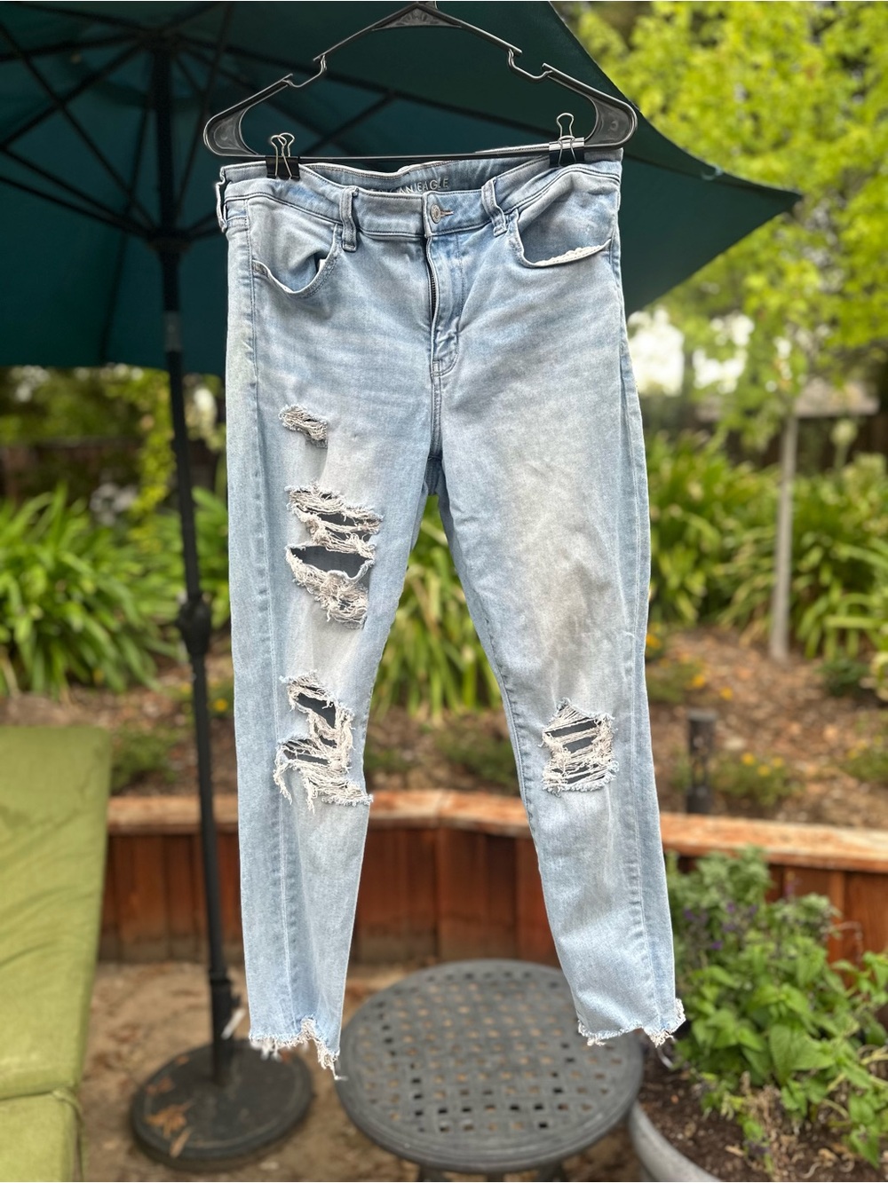 American Eagle Light Blue Distressed High Rise Skinny Leg Jeggings